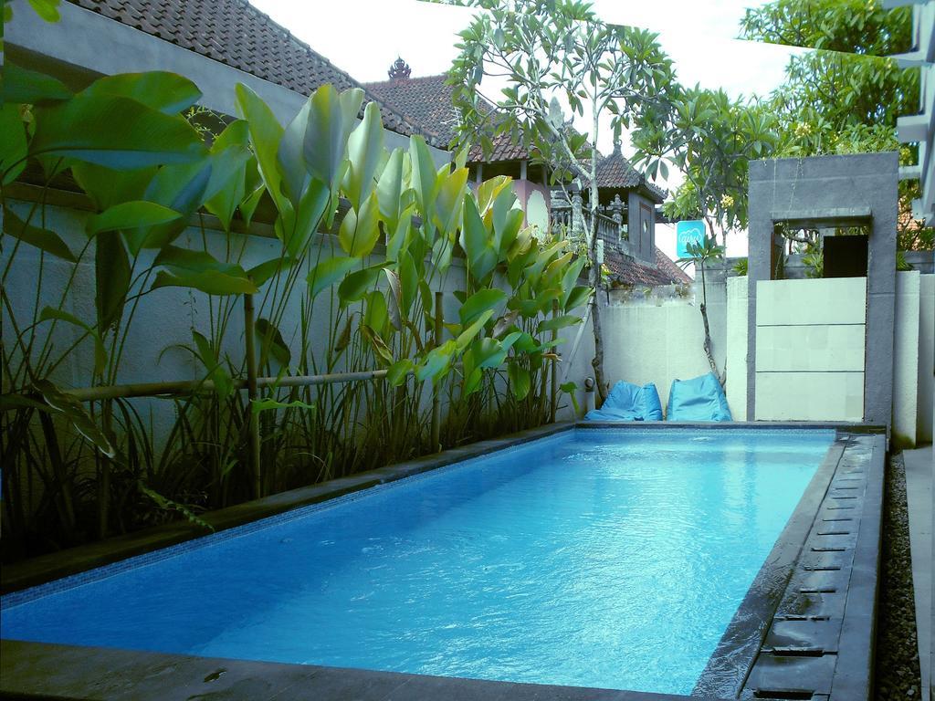 Reddoorz At Kerobokan Seminyak 2 Exterior foto